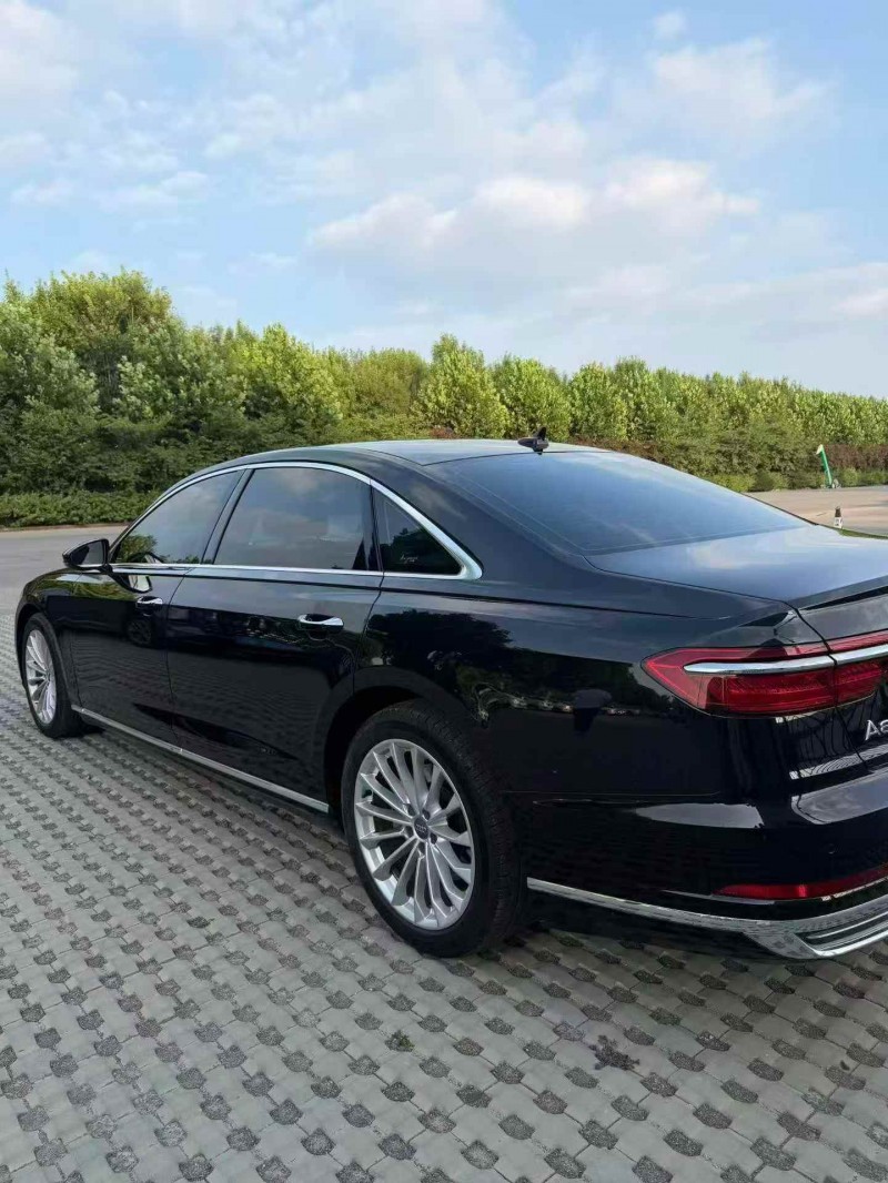 枣庄21年奥迪A8L7