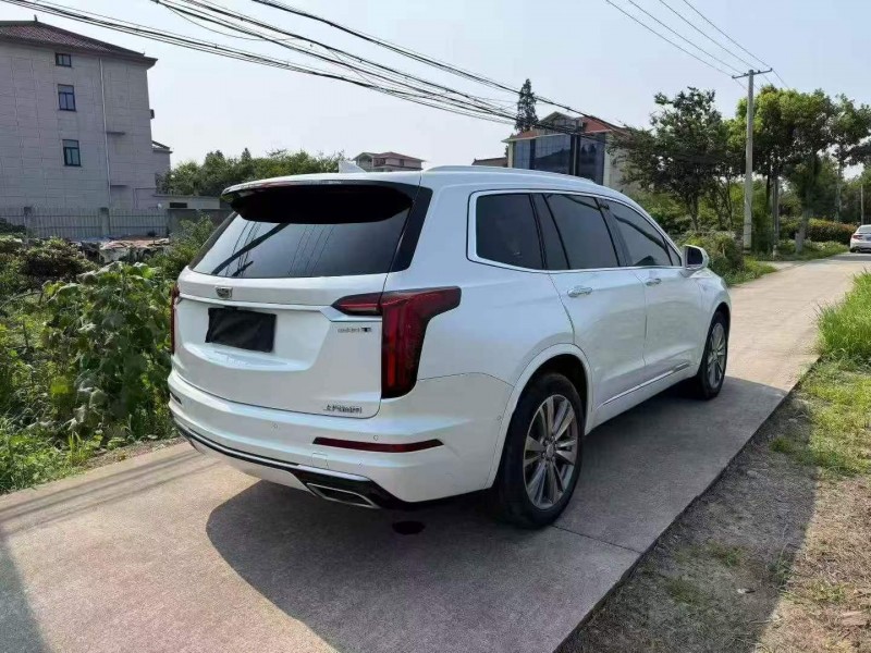 金华20年凯迪拉克XT67