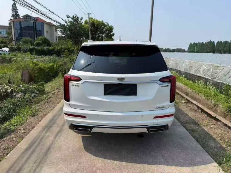 金华20年凯迪拉克XT69