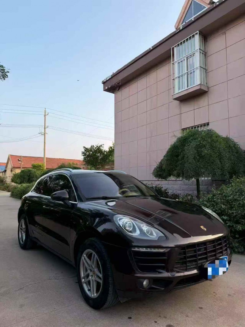 东营15年保时捷Macan3