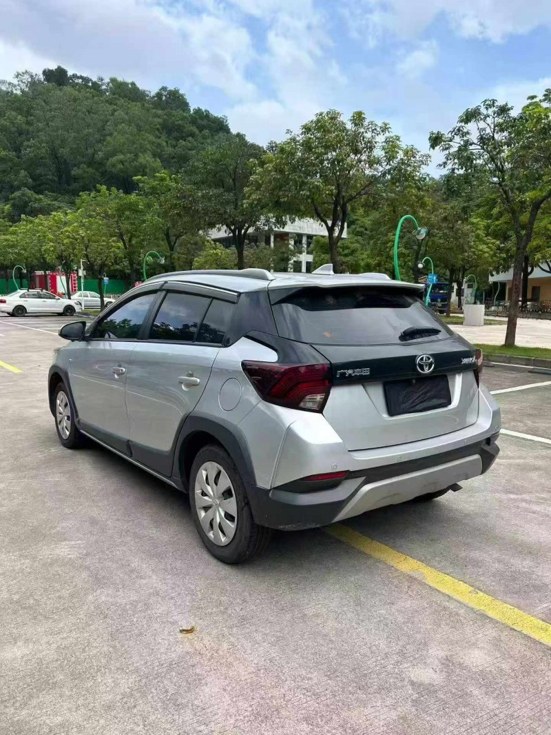 佛山22年丰田YARiS L 致炫7