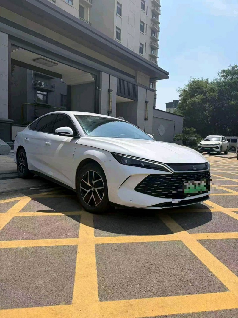 保定25年比亚迪秦2