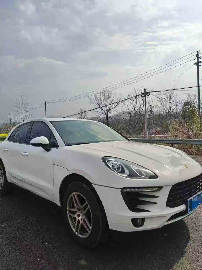 马鞍山16年保时捷Macan5