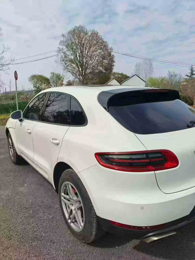 马鞍山16年保时捷Macan7