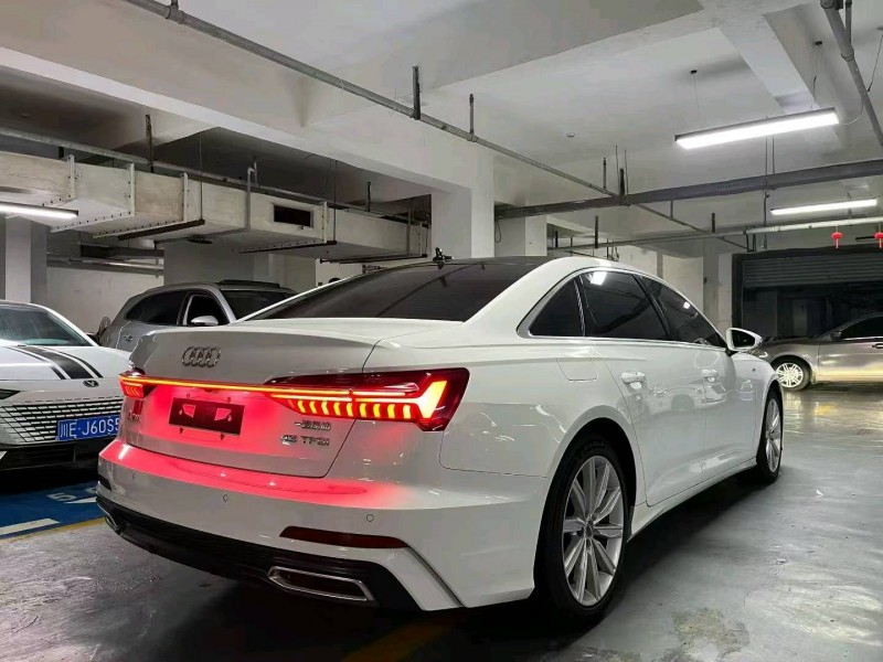 成都20年奥迪A6L7