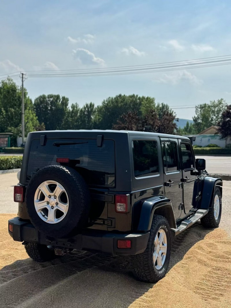 枣庄14年Jeep牧马人7