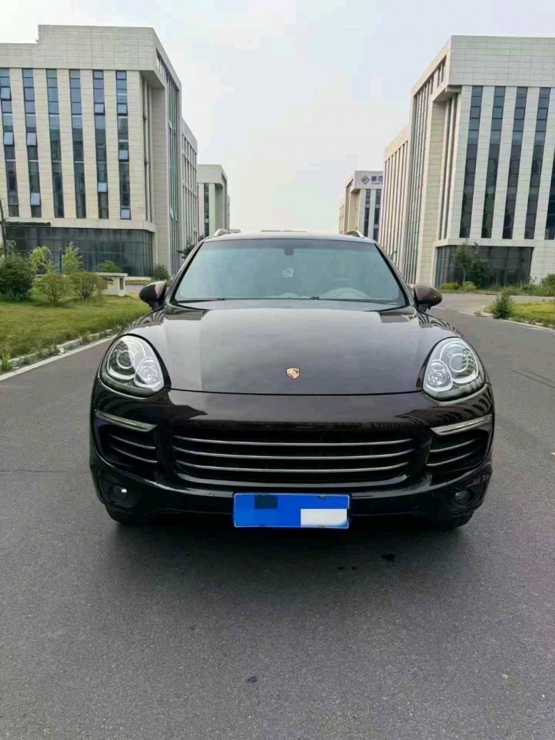 枣庄15年保时捷Macan1
