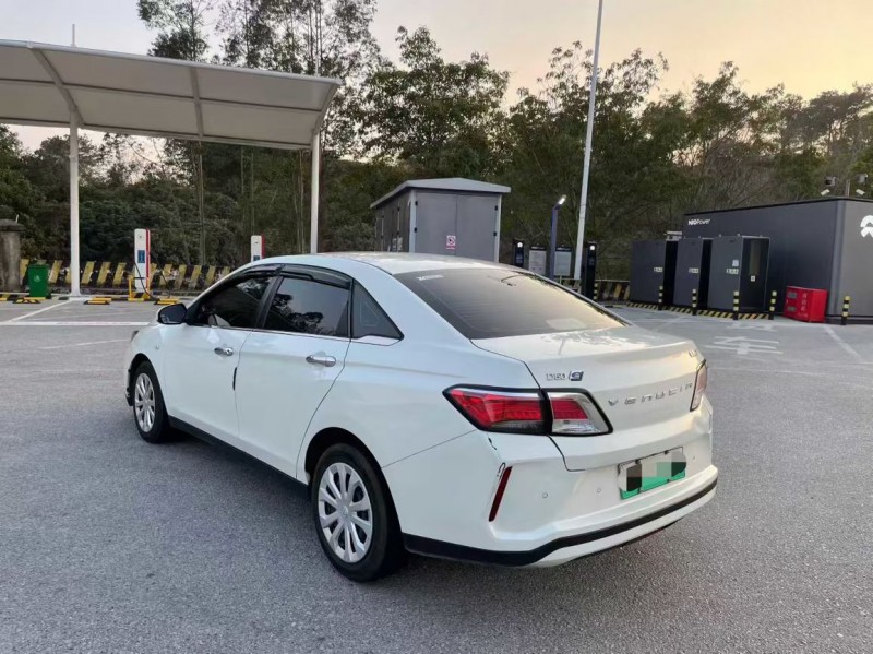 湛江22年启辰D603