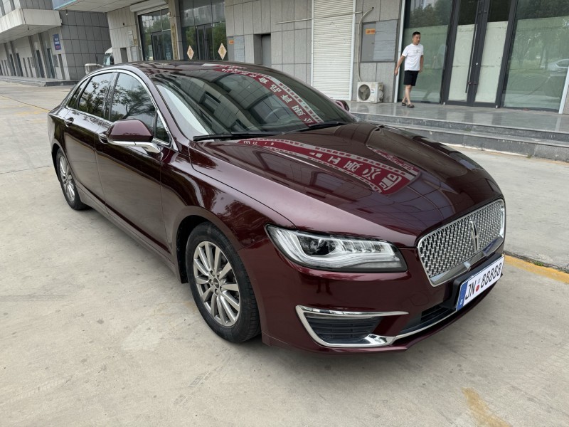 济宁18年林肯MKZ2