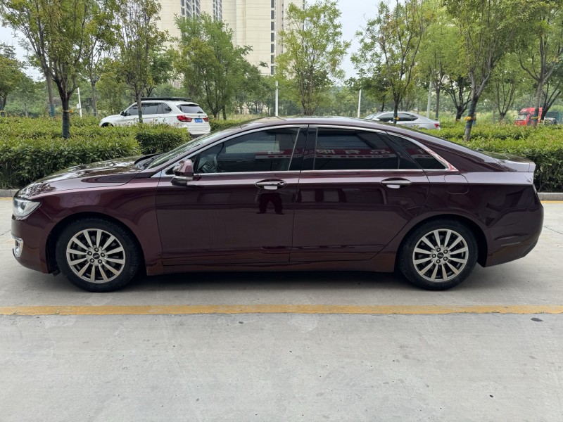 济宁18年林肯MKZ5