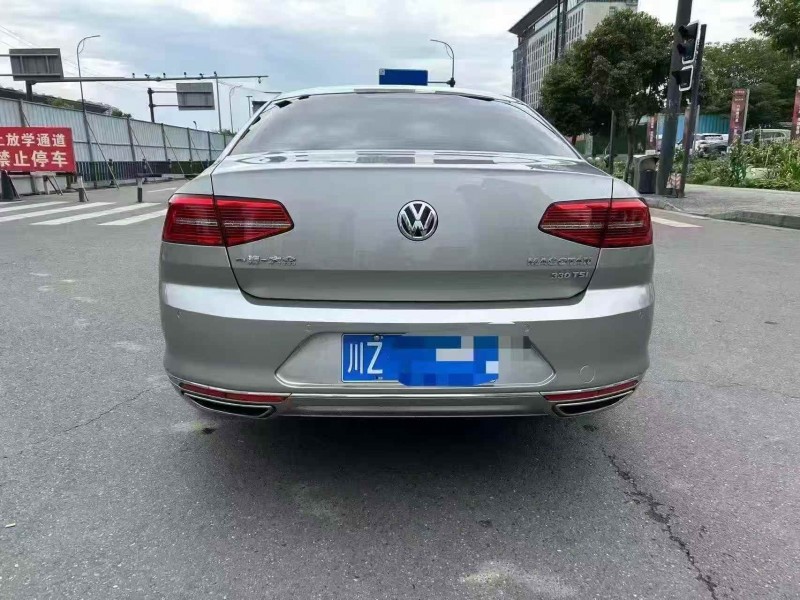 德阳17年大众迈腾7