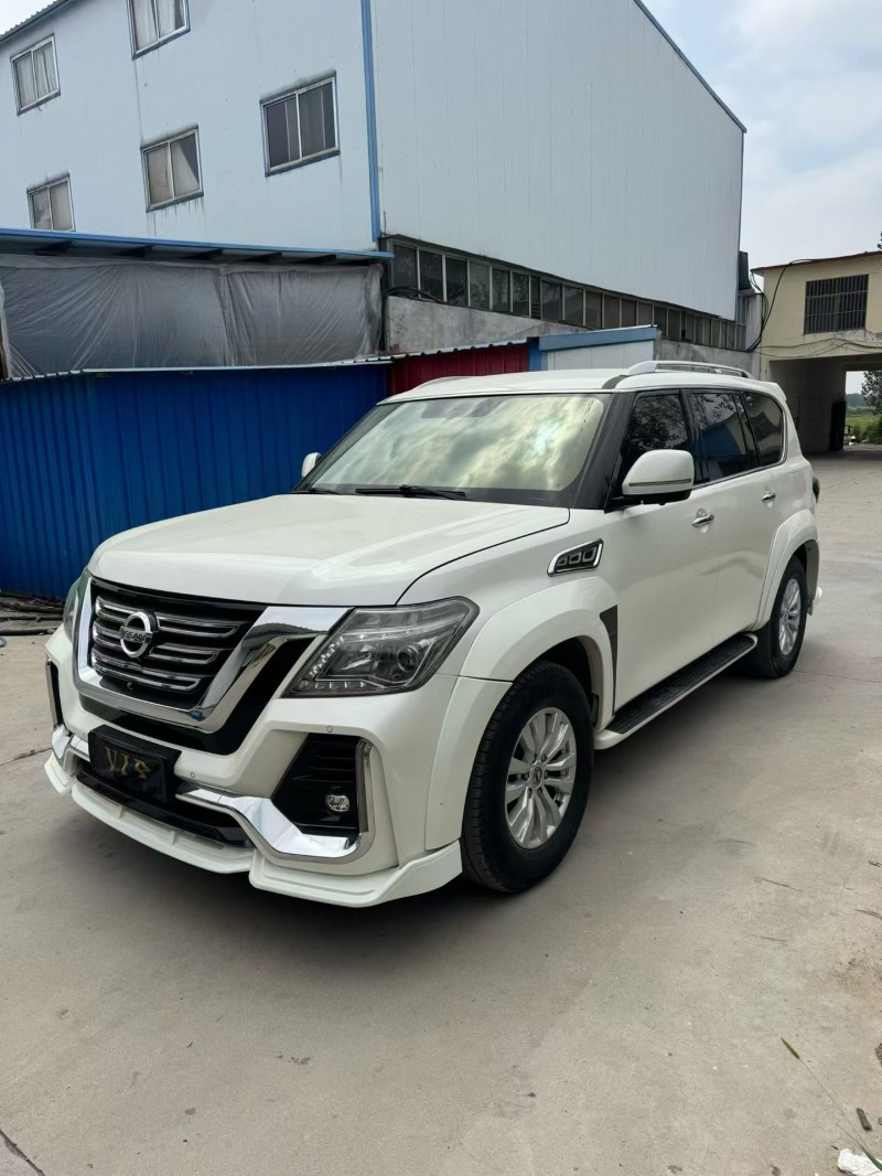 济宁20年日产途乐3