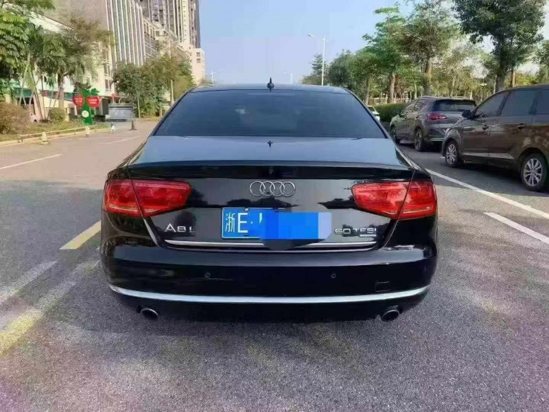 珠海14年奥迪A8L8