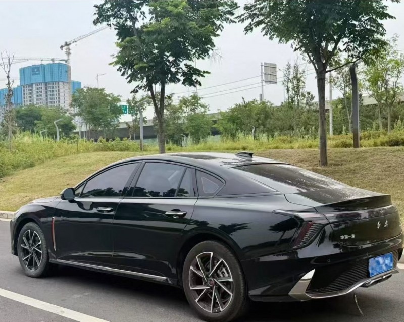 娄底25年红旗H67