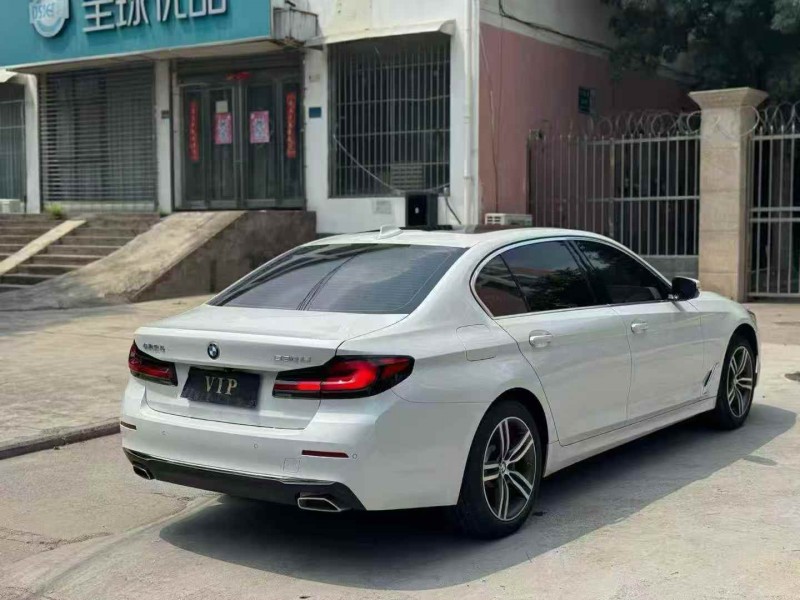 新乡22年宝马5系7
