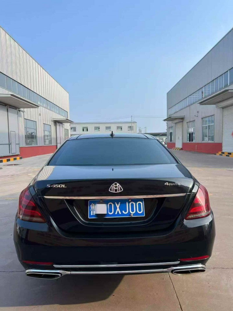 东营11年奔驰S9