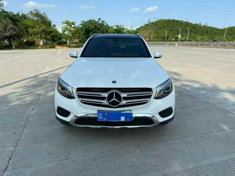 广州17年奔驰GLC1