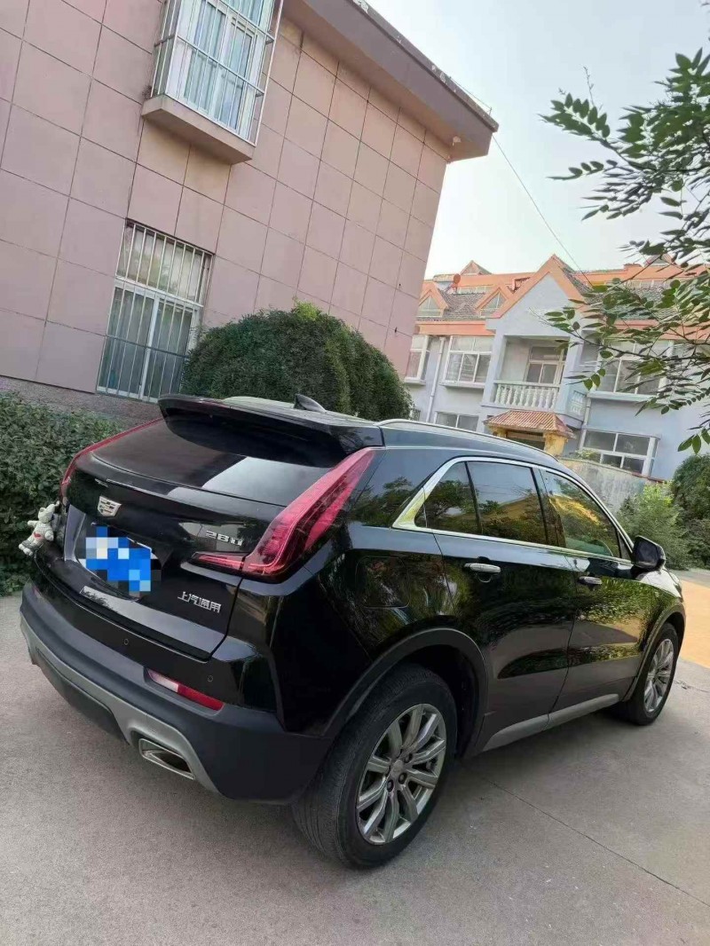 东营20年凯迪拉克XT47