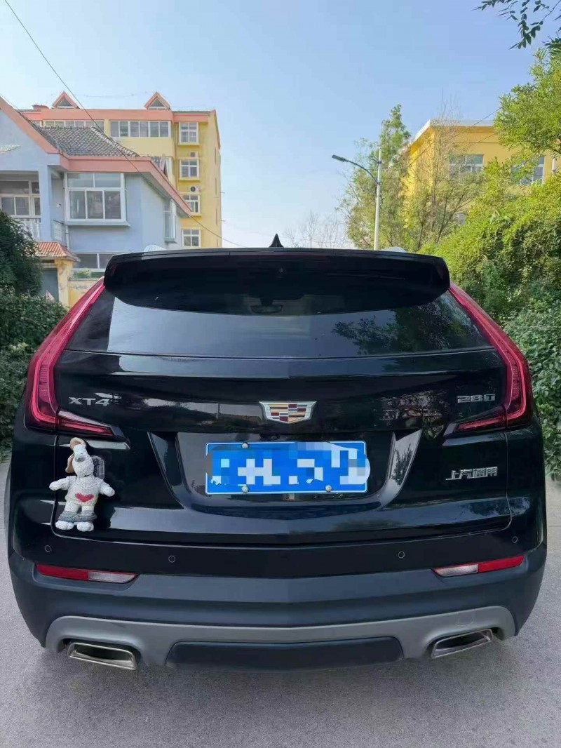 东营20年凯迪拉克XT49