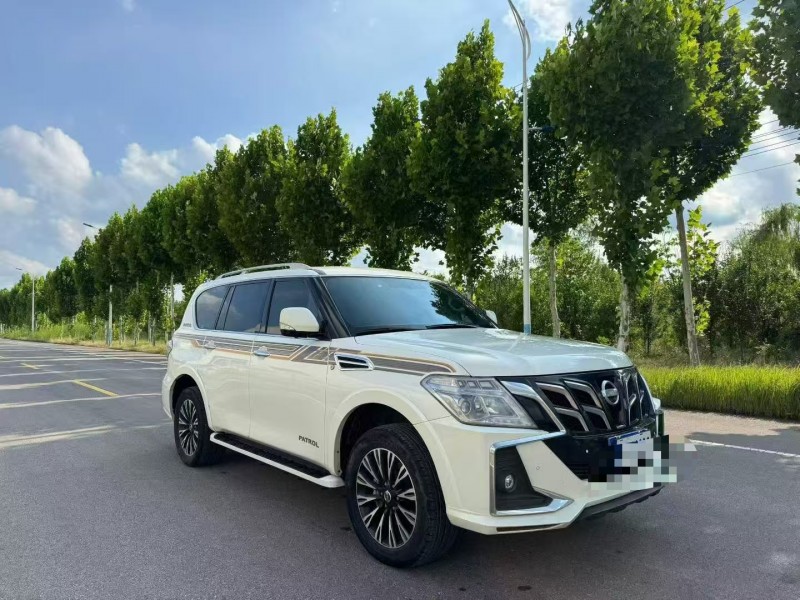 菏泽18年日产途乐3