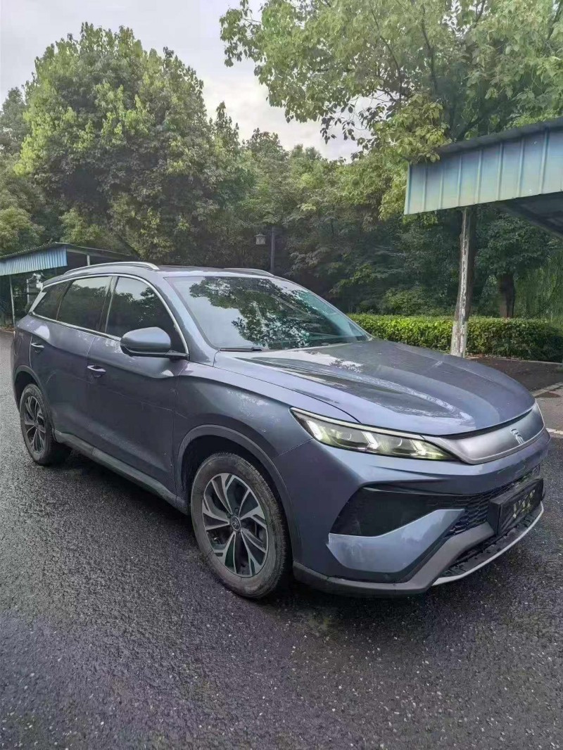 绍兴25年比亚迪宋2