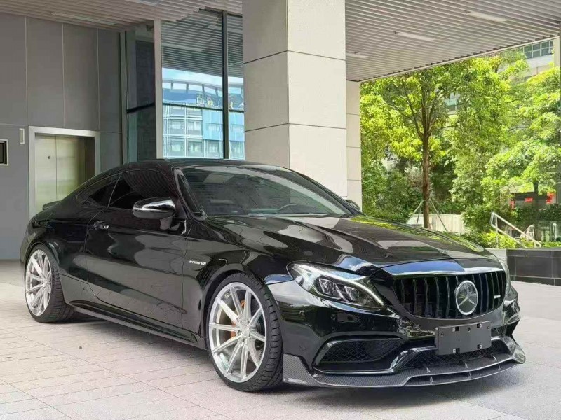 广州18年奔驰AMG3