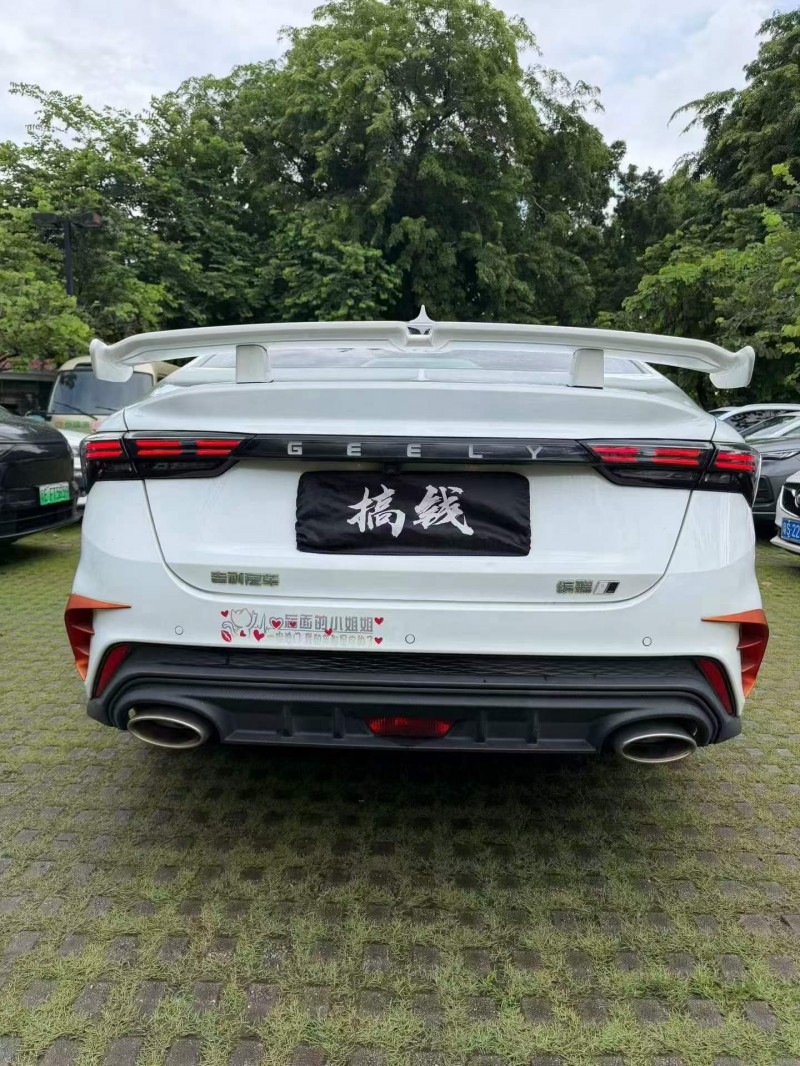 东莞22年吉利缤瑞8