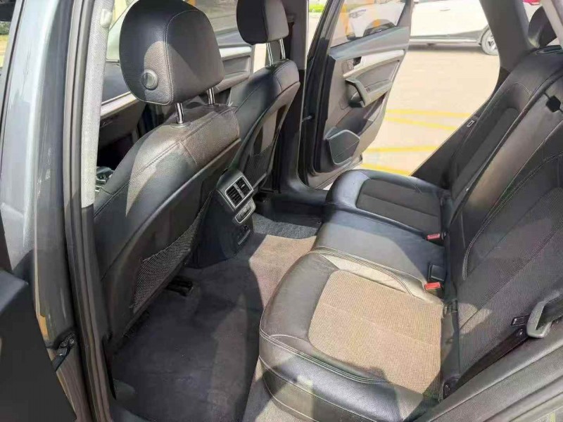枣庄19年奥迪Q56