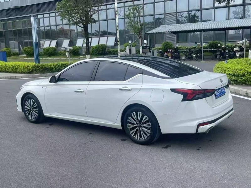 东莞23年日产天籁6