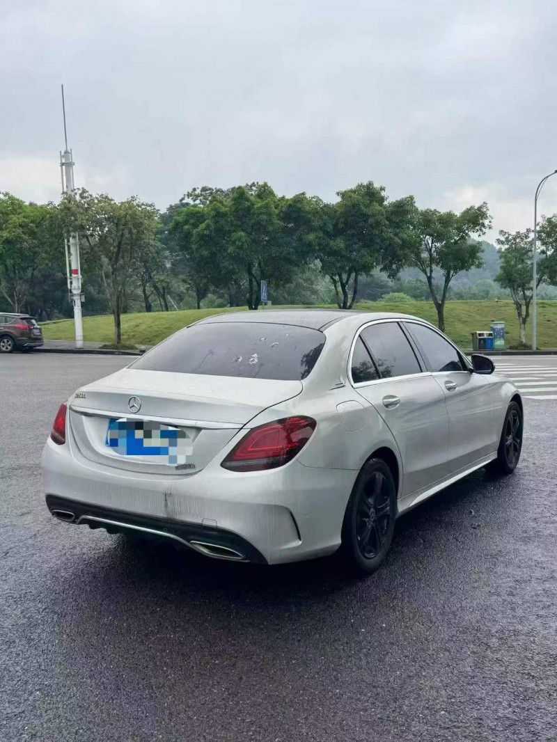 重庆19年奔驰C7