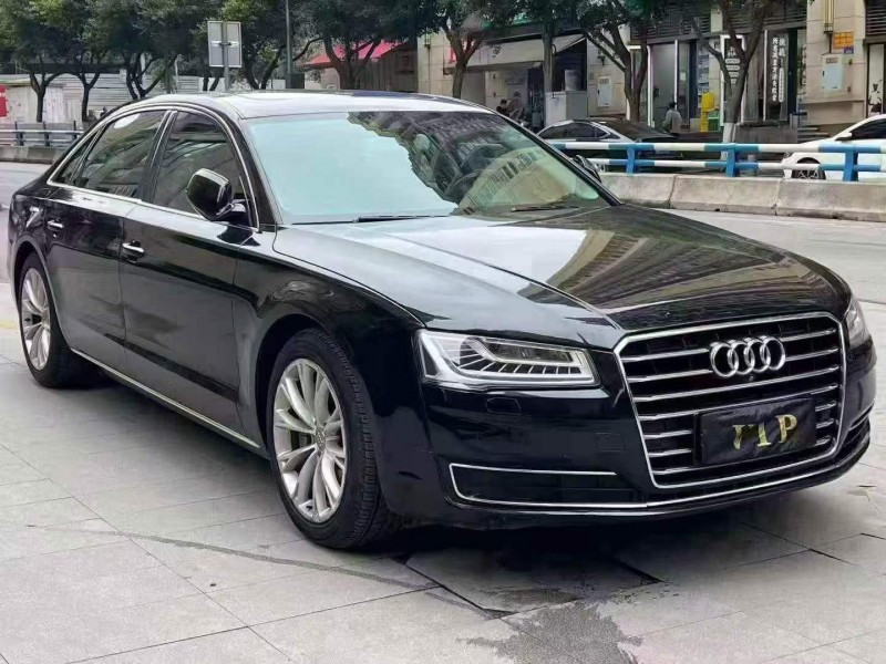 重庆17年奥迪A8L2