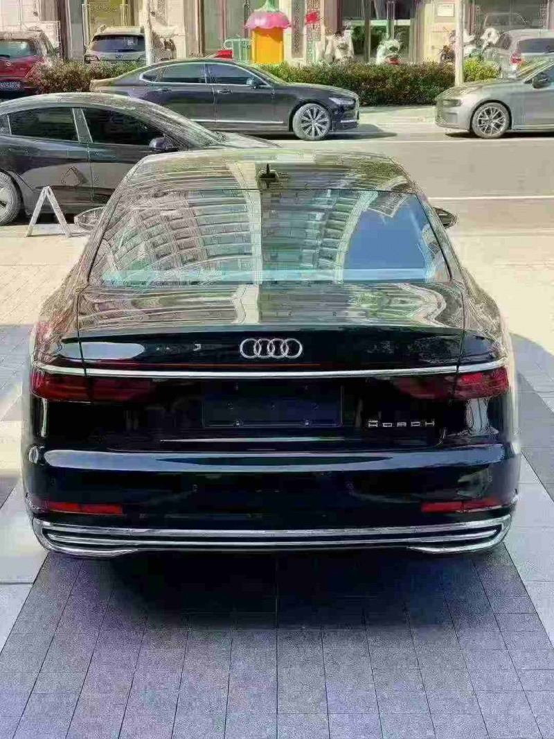 徐州23年奥迪A8L9