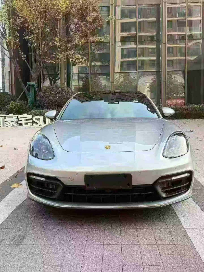 徐州22年保时捷帕拉梅拉1