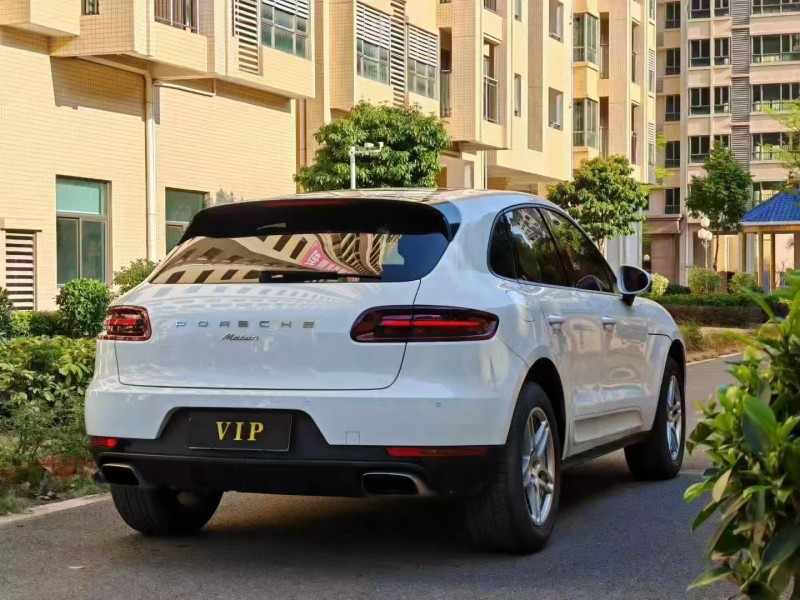 江门17年保时捷Macan7