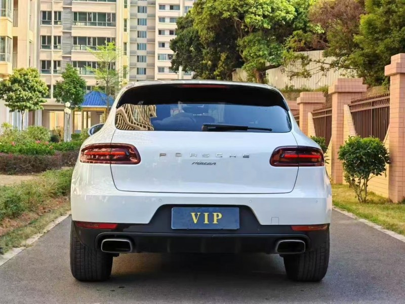 江门17年保时捷Macan8