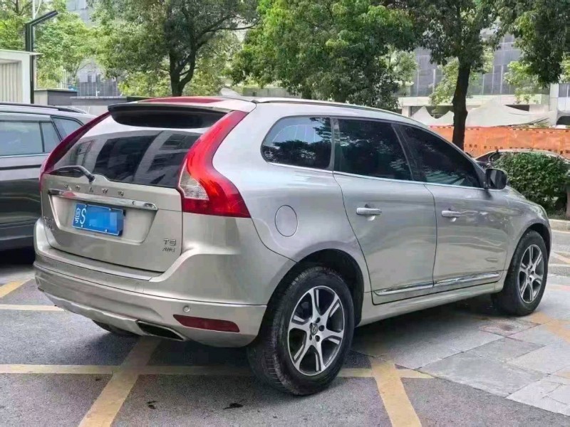 中山15年沃尔沃XC608