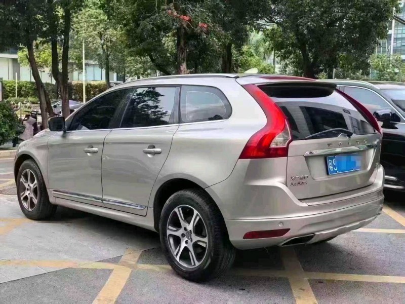 中山15年沃尔沃XC609