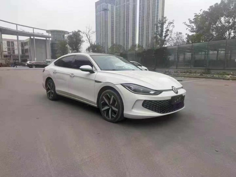 绍兴22年大众凌渡3