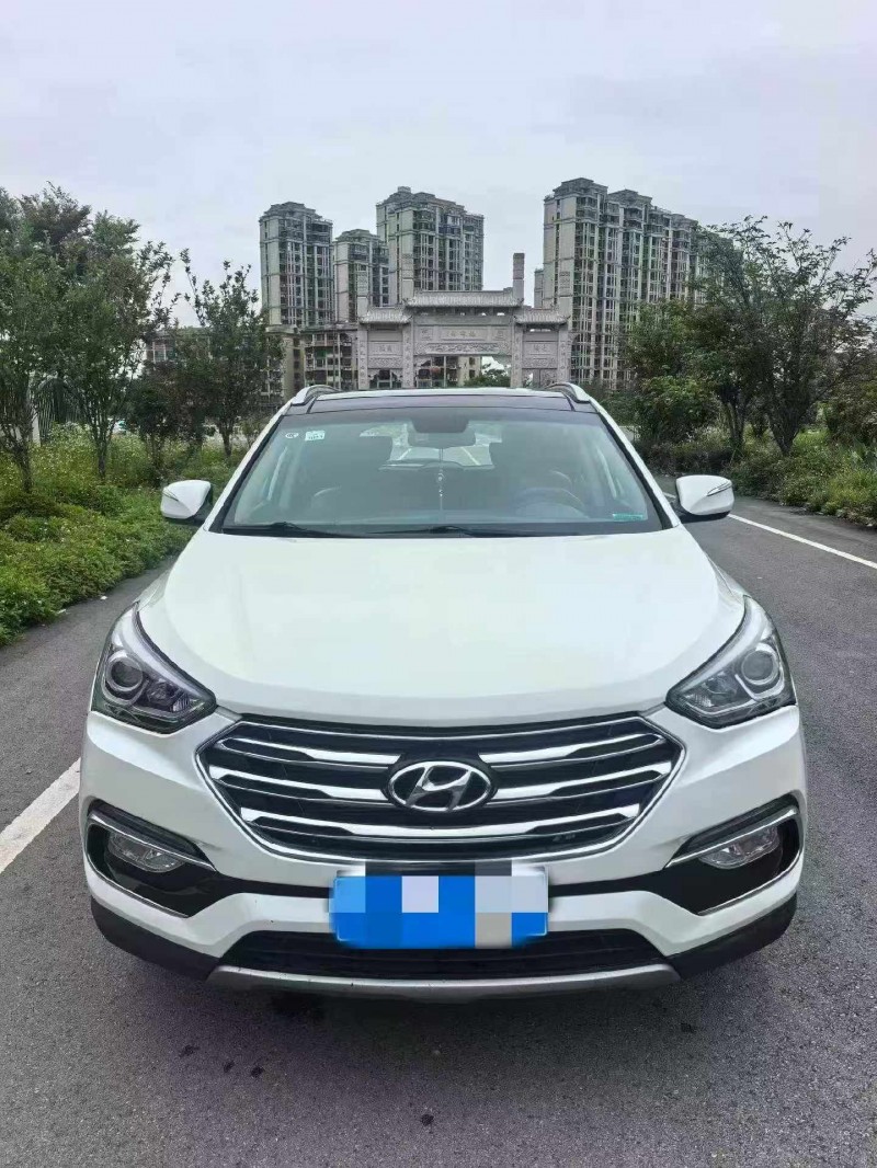 嘉兴17年现代新胜达1