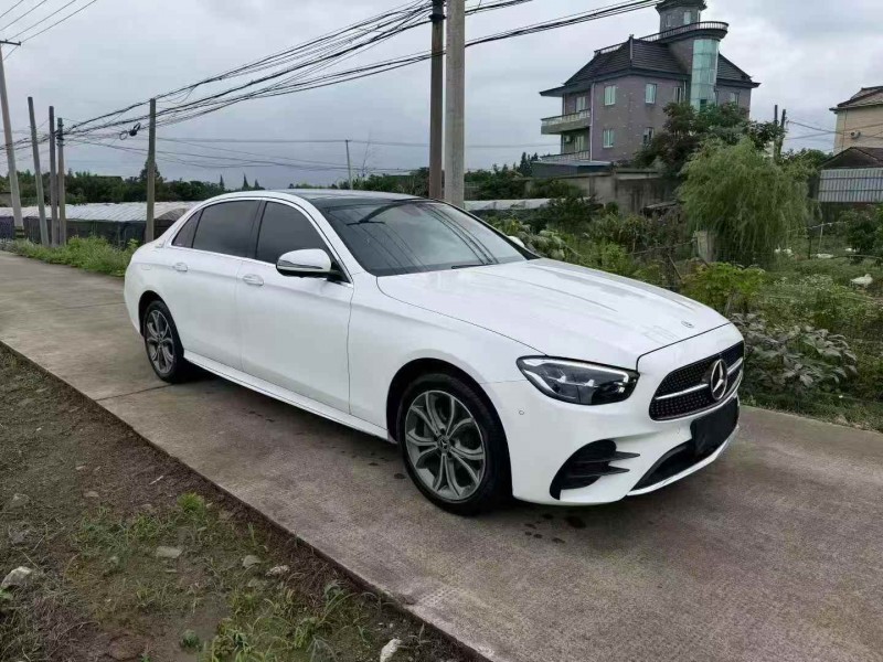 嘉兴23年奔驰C2