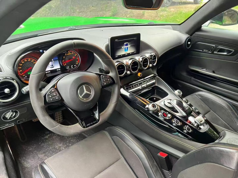 广州18年奔驰AMG4