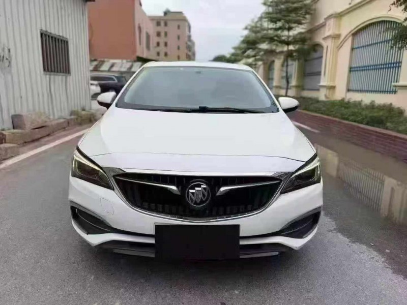 南平19年别克威朗1