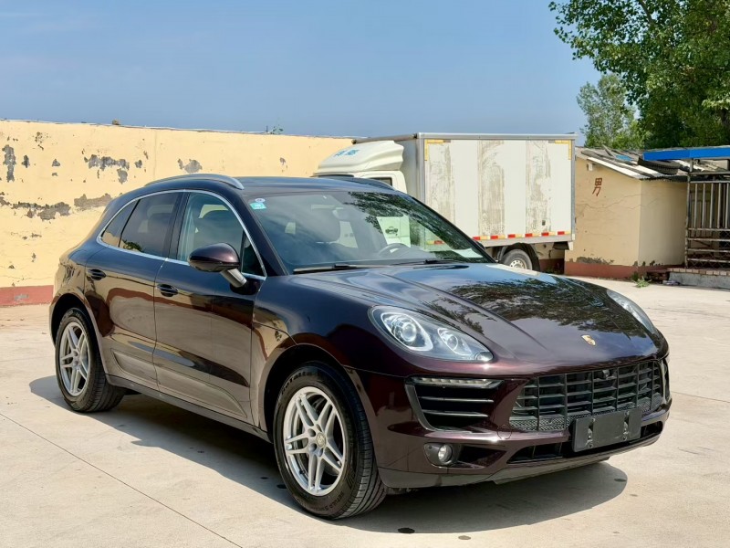 济宁17年保时捷Macan3
