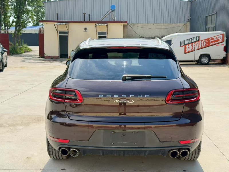 济宁17年保时捷Macan6
