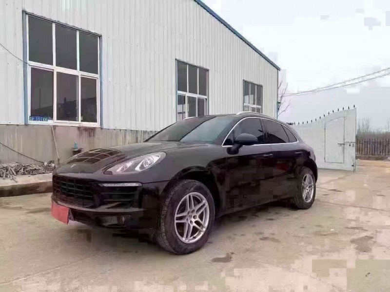 青岛15年保时捷Macan2