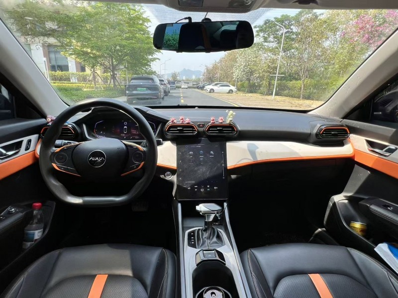 广州23年东风奕炫8