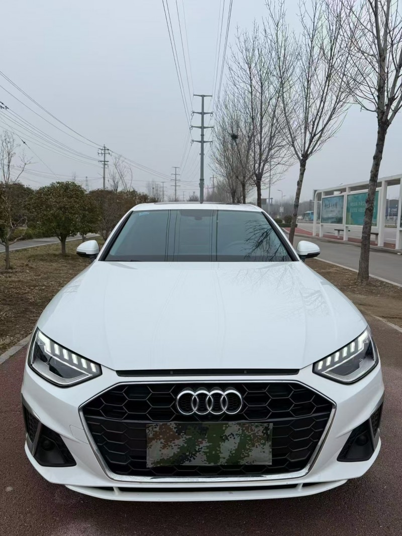 济宁21年奥迪A4L1