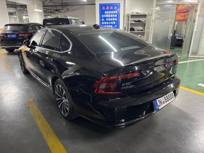 济宁22年沃尔沃S904