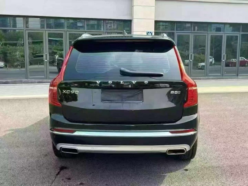 重庆20年沃尔沃XC607