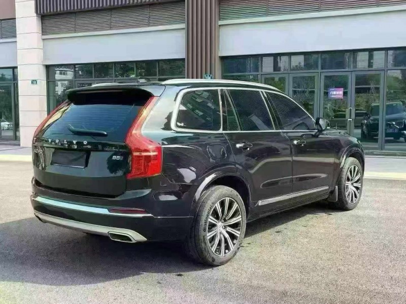 重庆20年沃尔沃XC608